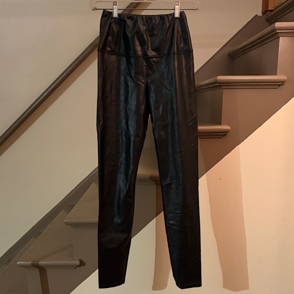 Faux Leather Wilfred High-Waist Leggings